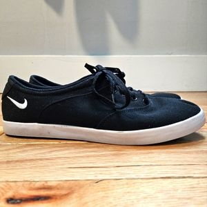Nike Casual Sneakers